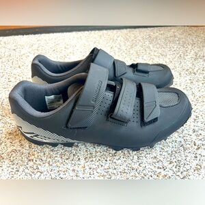 Never worn cycle shoes